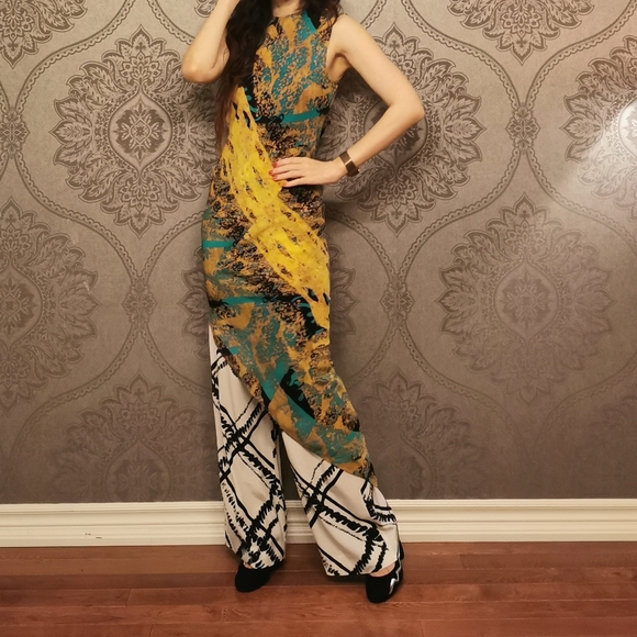 BNWT MADE in UK BOUTIQUE SILK DRESS - Picture 2 of 10